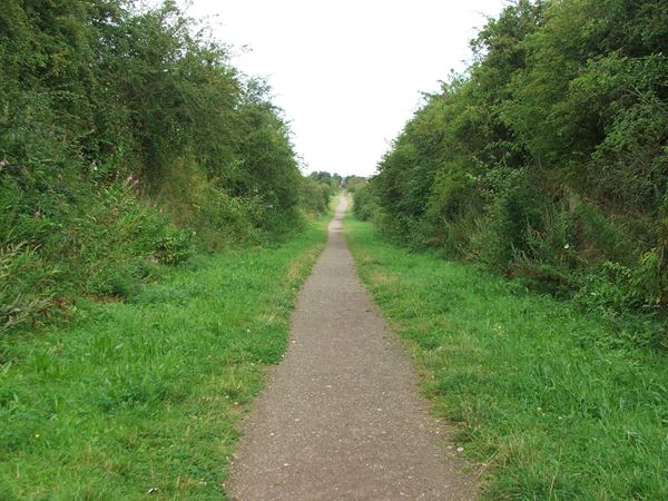 Image, UK, England, Derbyshire, public foot path between Frithwood Farm and Creswell Crags